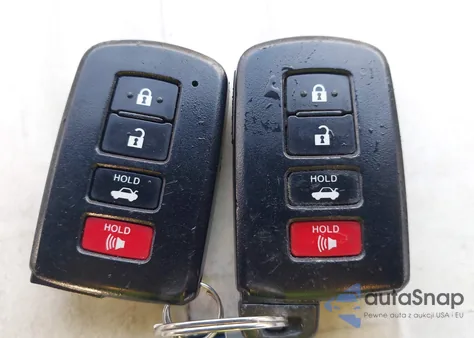 2015 Toyota Avalon Hybrid Limited из США, поврежденный, VIN 4T1BD1EB4FU040690